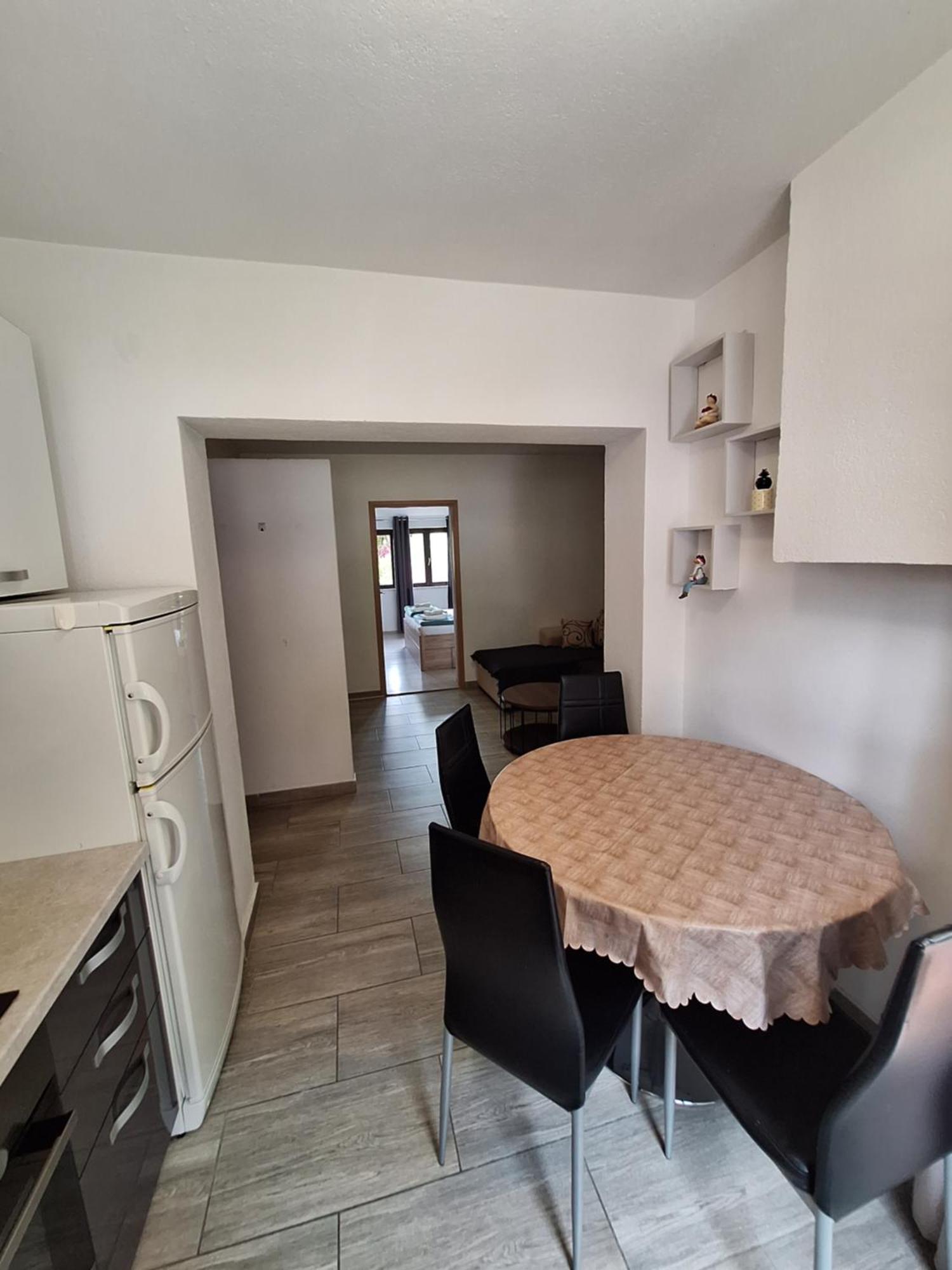 Apartmani Lisicina أوميس المظهر الخارجي الصورة