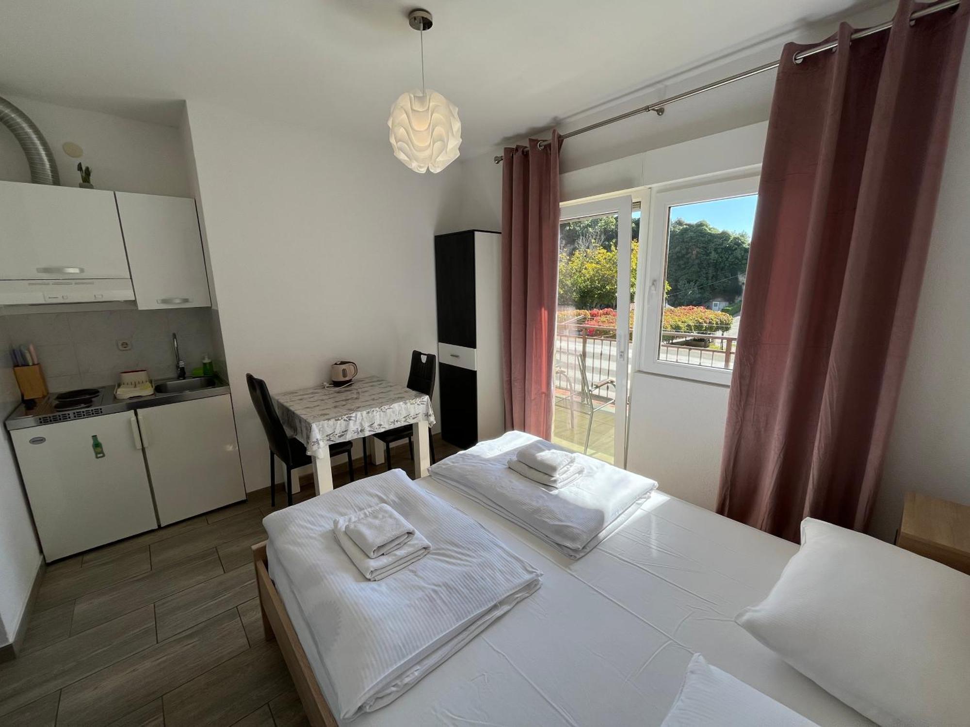 Apartmani Lisicina أوميس المظهر الخارجي الصورة