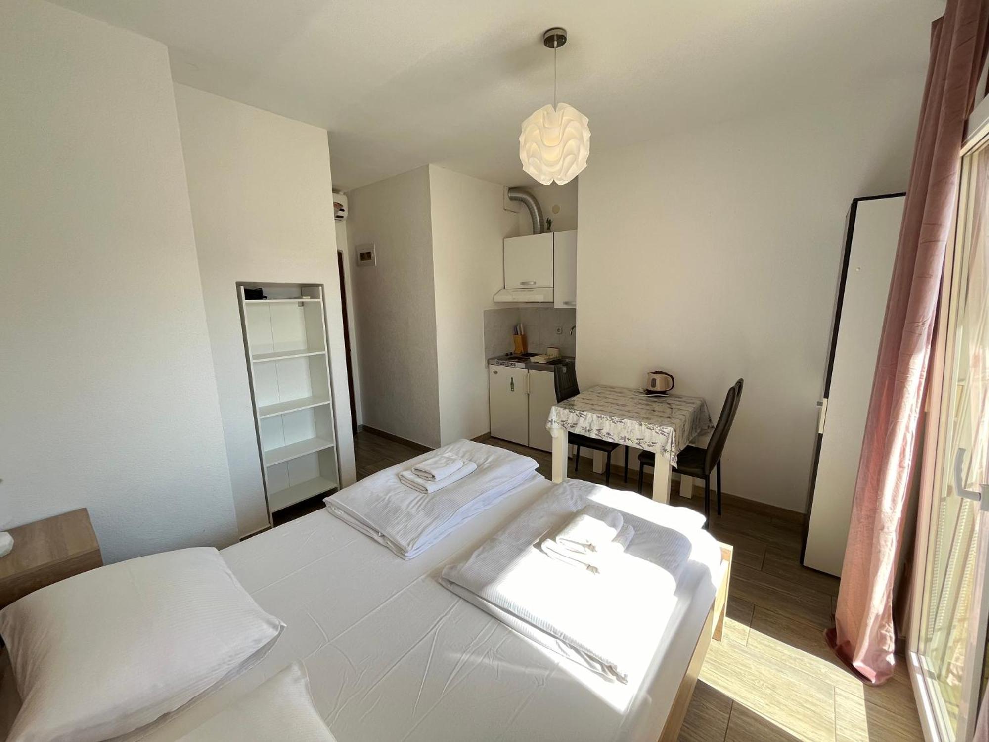 Apartmani Lisicina أوميس المظهر الخارجي الصورة